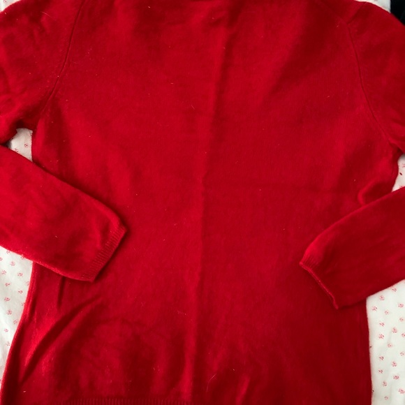 Ann Taylor cashmere sweater, red V-neck preppy large - Picture 2 of 4